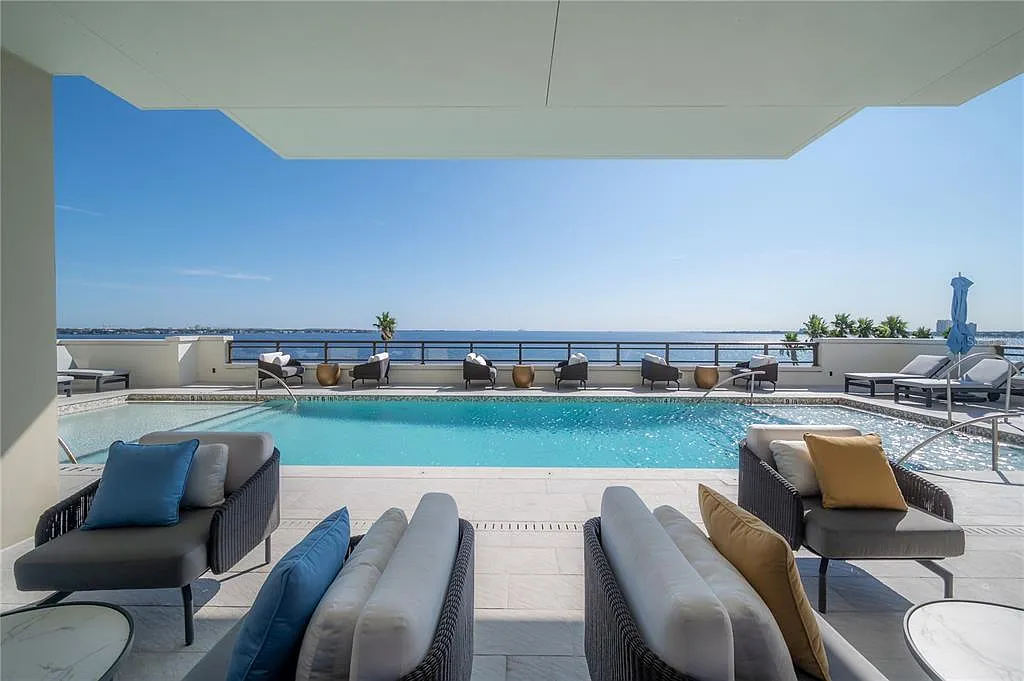 Building Photo - 2103 Bayshore Blvd #802