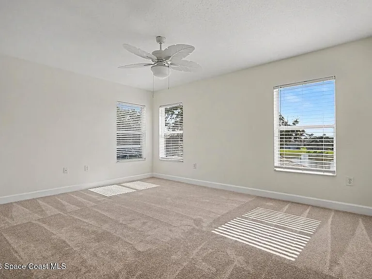 4751 Chardonnay Dr — Photo 28