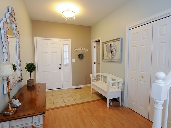2nd image of 2418 Cactus Ct