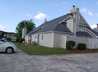 2426 Wynterhall Rd SE #6, Huntsville, AL 35803