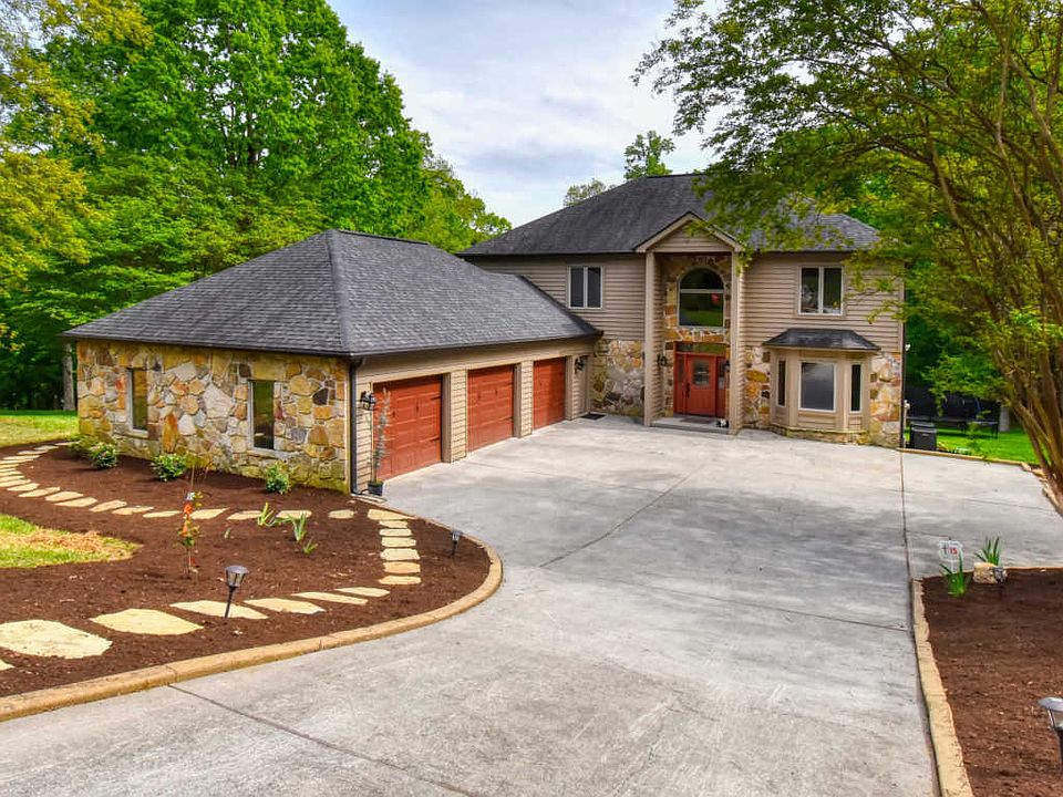 1st image of 2110 Duck Cove Dr