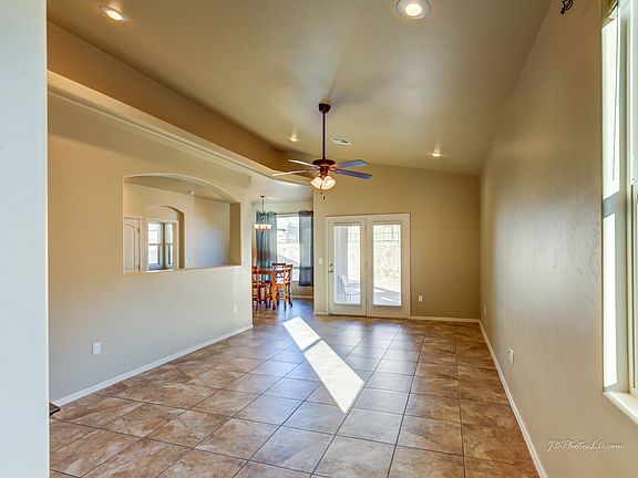 4th image of 5874 Coyote Flats St