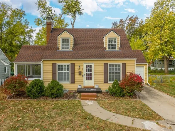 5818 Marty St, Overland Park, KS 66202