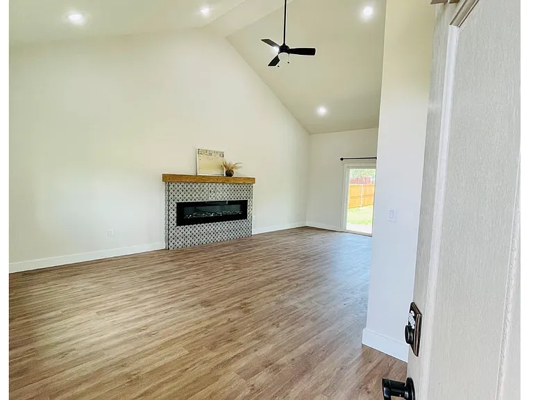 444 Timberbend Trl — Photo 3