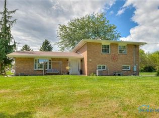 2550 Albon Rd, Maumee, OH 43537