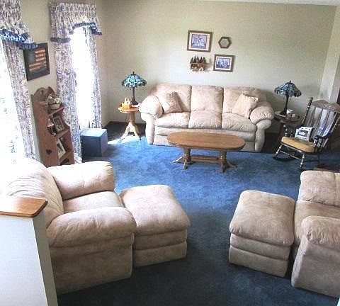 2nd image of 3412 Grovepark Dr