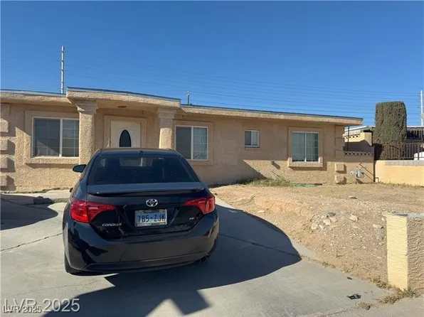 1001 Fay Blvd, Las Vegas, NV 89108