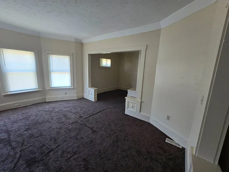 10808 St Clair Ave, Cleveland, OH 44108 — Photo 25