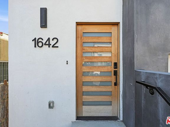 4th image of 1642 S Rimpau Blvd