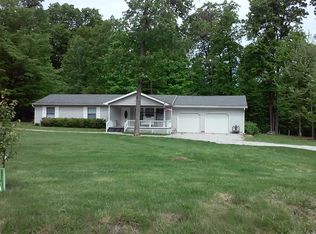 3393 W Ivanwald Dr, Reelsville, IN 46171