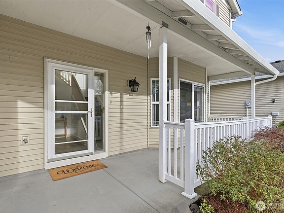 4th image of 7324 33rd Avenue NE