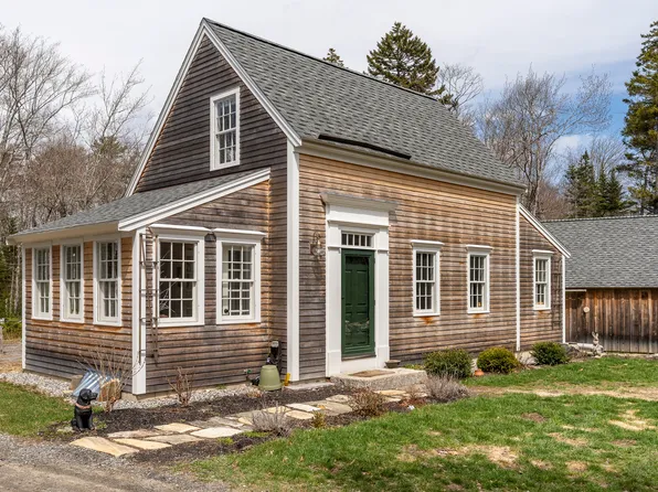 49 Tukey Lane, Bristol, ME 04541