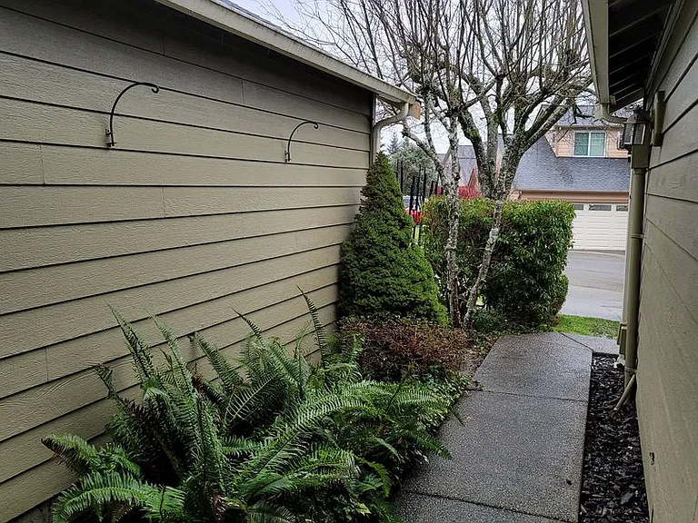 9665 Long Point Ln NW — Photo 2