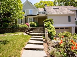 21 Benvenue St, Wellesley, MA 02482