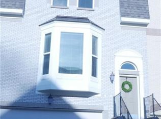 669 Greenford Trl N, Carmel, IN 46032
