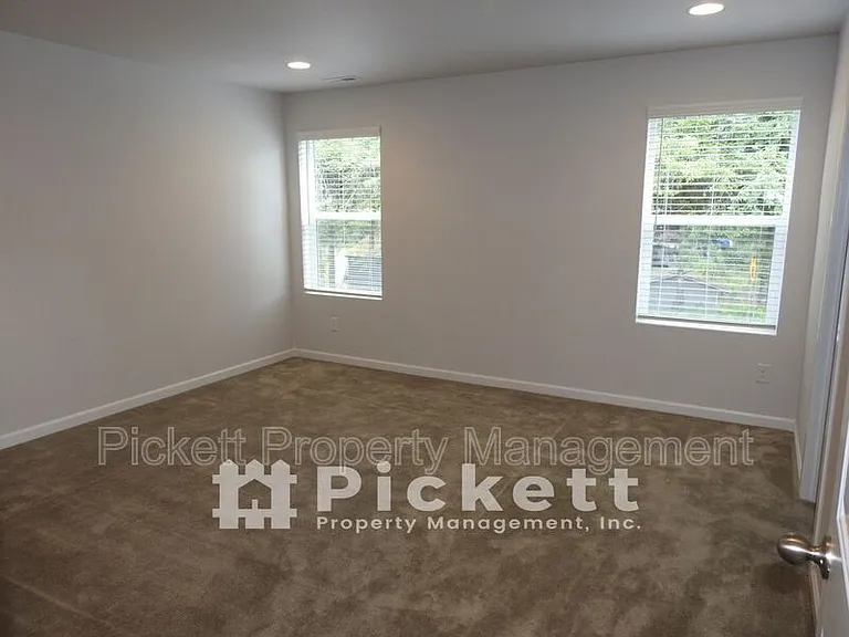 4222 Andasio Loop SE — Photo 19