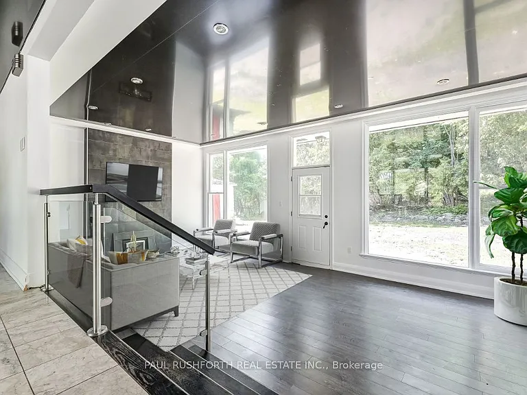 10 Cedar Rd — Photo 8