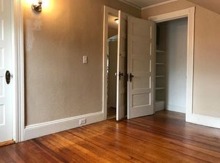 29 Fenner St FLOOR 3, Cranston, RI 02910