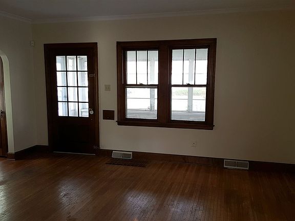 Living Room Entry