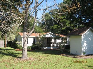 649 Windwood Rd, Douglas, GA 31533