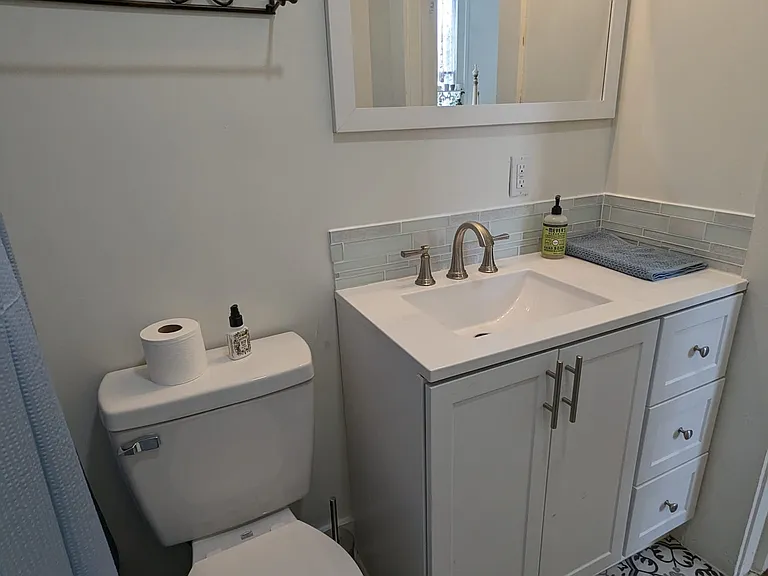 456 Augusta St — Photo 27
