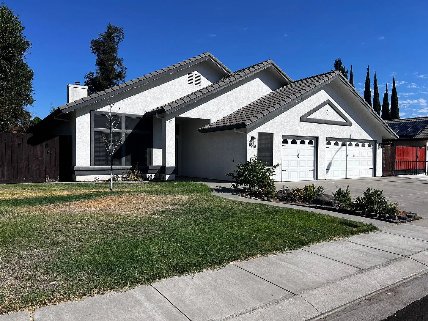 Freshly Updated 3BD/2BA Home with Bonus Room, 3-Car Garage & Fenced Backyard — Photo 2