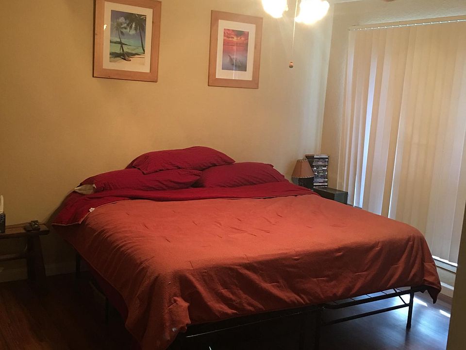 2nd image of 336 Melrose Dr APT 4B