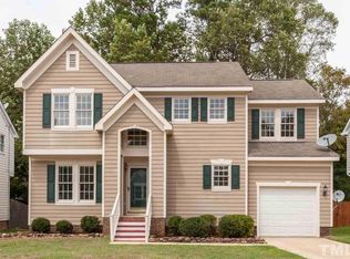 5217 Ryegrass Ct, Raleigh, NC 27610