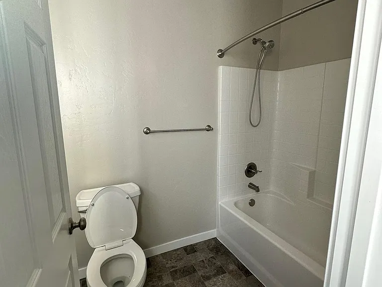 16214 Dietz Way — Photo 27