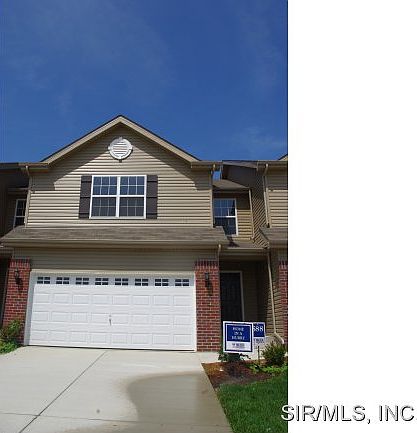 1st image of 858 Harbor Woods Dr