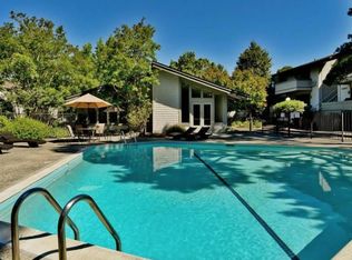 1433 Marchbanks Dr APT 2, Walnut Creek, CA 94598