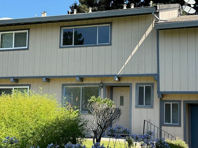 1st image of 2129 Ascot Dr APT 16