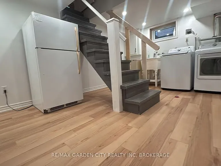 56 South Dr — Photo 27