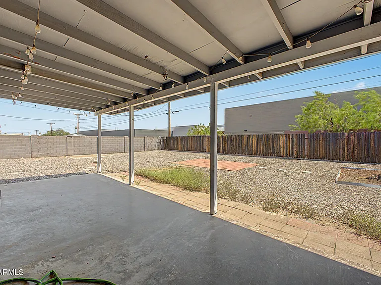 6713 E Latham St — Photo 22