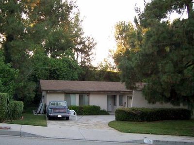 7415 Pomelo Dr, Canoga Park, CA, 91304