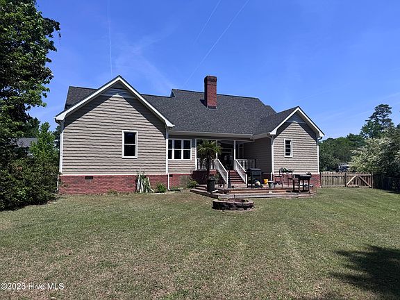 5th image of 105 Fawn Trail