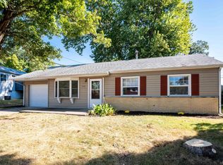 328 Dundee Rd, East Peoria, IL 61611