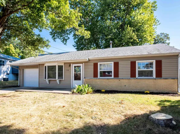 328 Dundee Rd, East Peoria, IL 61611