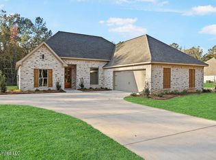 1047 Mullican Rd, Florence, MS 39073