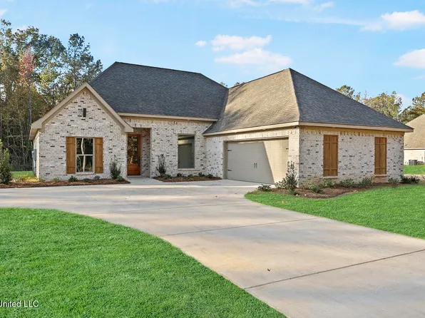 1047 Mullican Rd, Florence, MS 39073