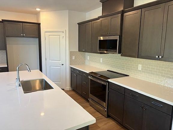 2nd image of 8469 Brushwood Way