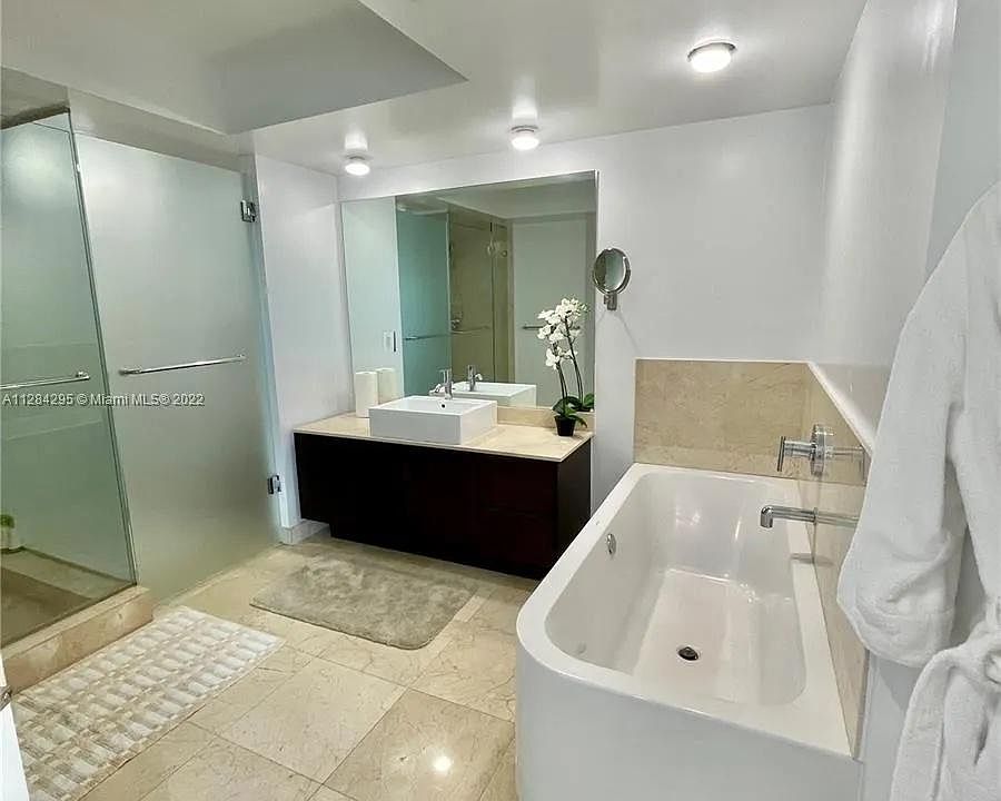 1st image of 150 Sunny Isles Blvd Unit 1605