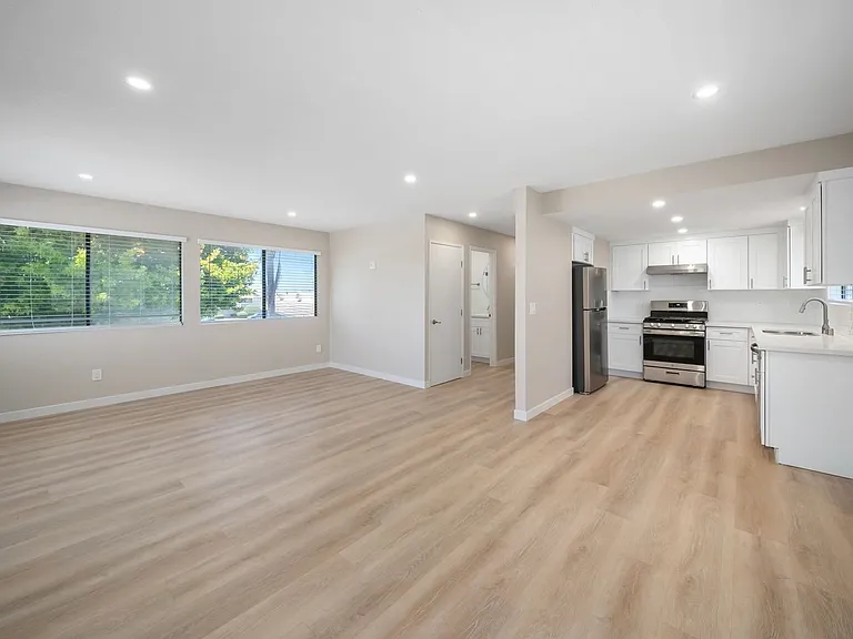 1345 Farroll Rd — Photo 1