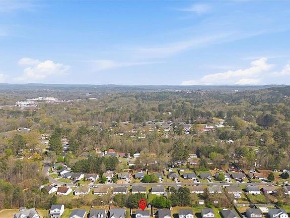 5th image of 40 Hawk Spring Dr SW