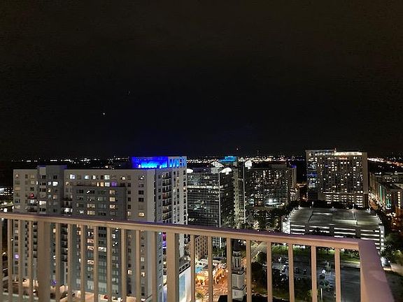 4th image of 155 Court Ave #2109