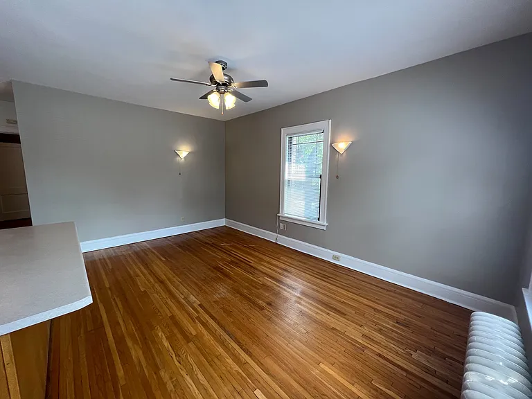 Stevens Square Apartments — Photo 155