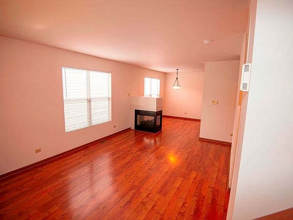2nd image of 2349 Woodhill Ct