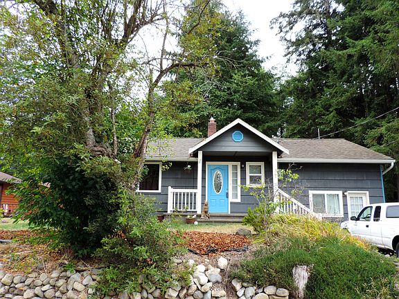 2nd image of 5048 Yearley Dr NE