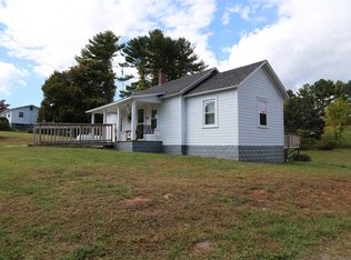 127 Poplar Grove Rd, Galax, VA 24333