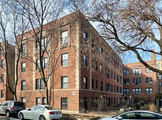 1360 E 52nd St #N4, Chicago, IL 60615